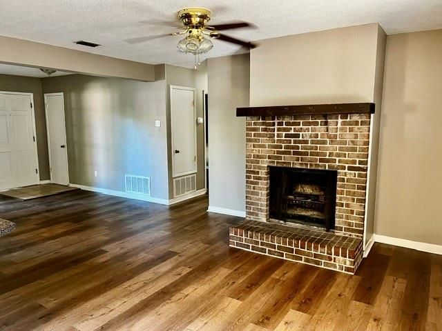 7981 Musketeer Drive, Mobile, AL 36695