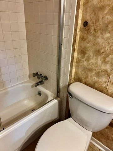 7981 Musketeer Drive, Mobile, AL 36695