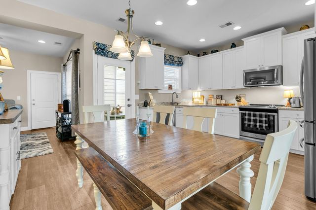 3452 Yarmouth Drive, Mount Pleasant, SC 29466