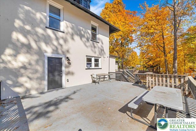 128 South Green Street, East Stroudsburg, PA 18301