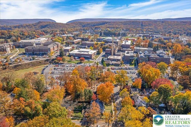 128 South Green Street, East Stroudsburg, PA 18301