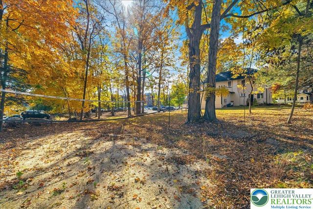 128 South Green Street, East Stroudsburg, PA 18301