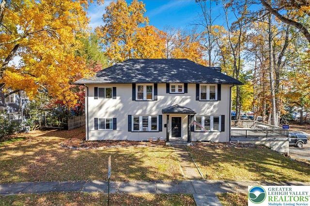 128 South Green Street, East Stroudsburg, PA 18301