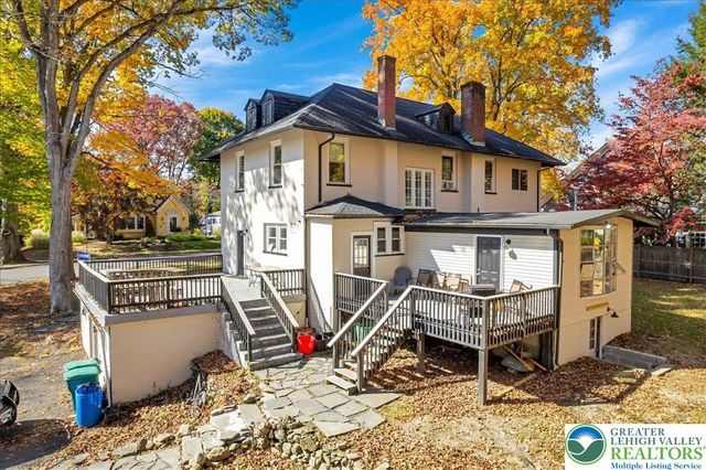 128 South Green Street, East Stroudsburg, PA 18301