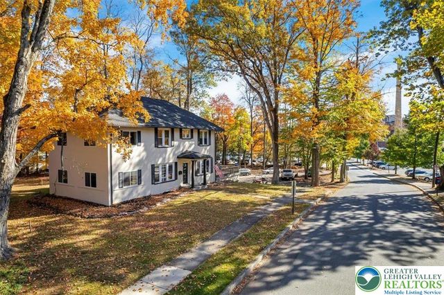 128 South Green Street, East Stroudsburg, PA 18301