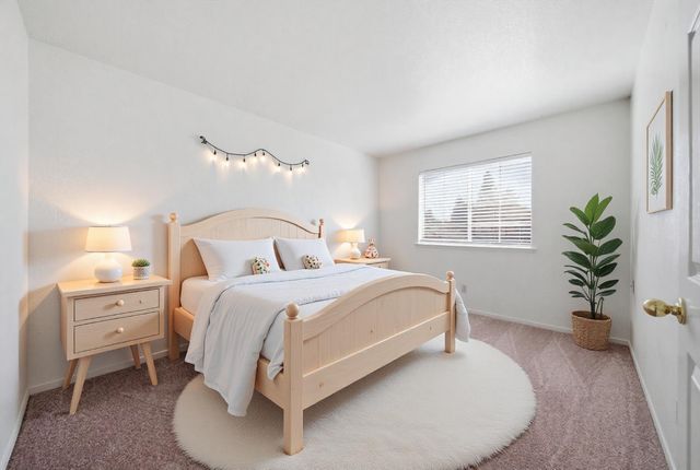 8317 Bramble Bush Cir, Antelope, CA 95843