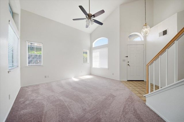 8317 Bramble Bush Cir, Antelope, CA 95843