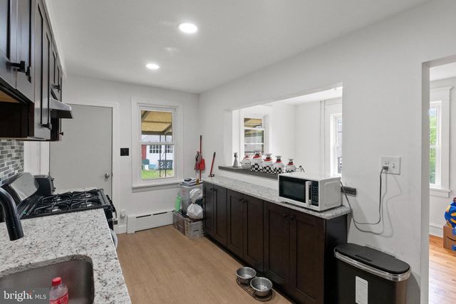 2 HENDRICKSON AVE, Bellmawr, NJ 08031