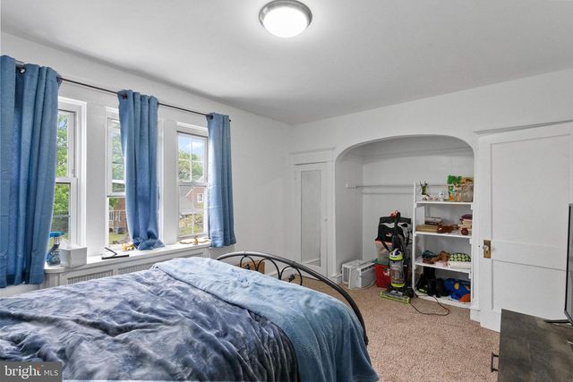 2 HENDRICKSON AVE, Bellmawr, NJ 08031