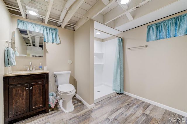 630 Saint Christina Lane, Florissant, MO 63031