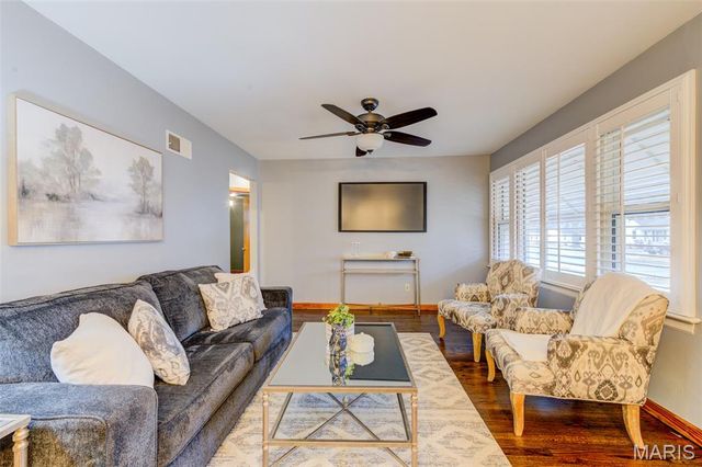 630 Saint Christina Lane, Florissant, MO 63031