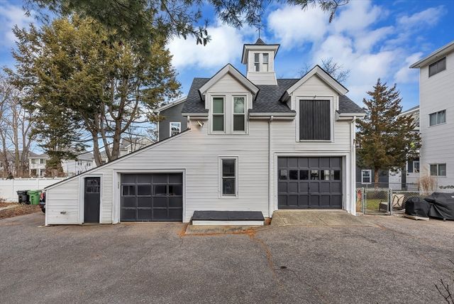 76 Hovey St 3, Watertown, MA 02472