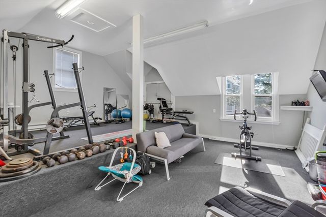 76 Hovey St 3, Watertown, MA 02472