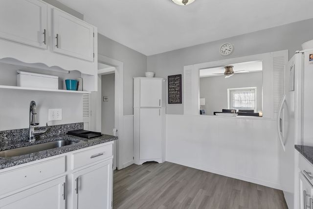 76 Hovey St 3, Watertown, MA 02472