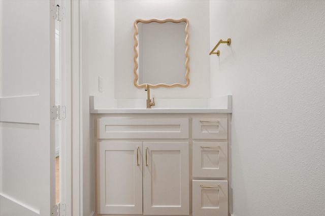 3001 Rock Road, Corsicana, TX 75109