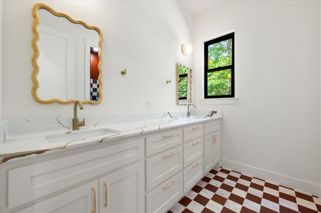 3001 Rock Road, Corsicana, TX 75109