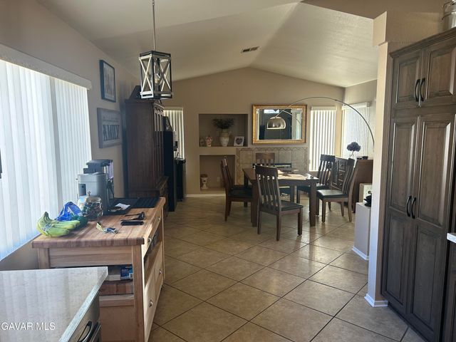 3918 Parkridge Avenue, Rosamond, CA 93560