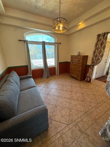 4064 Cherry Cider Lane, Las Cruces, NM 88007