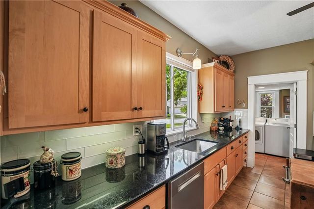 7944 Robinson Street, Overland Park, KS 66204