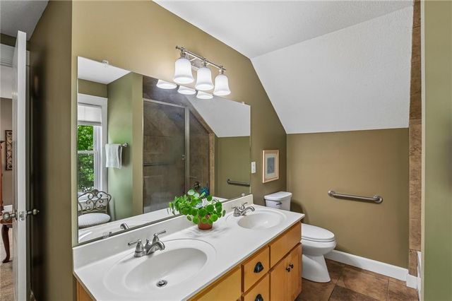 7944 Robinson Street, Overland Park, KS 66204