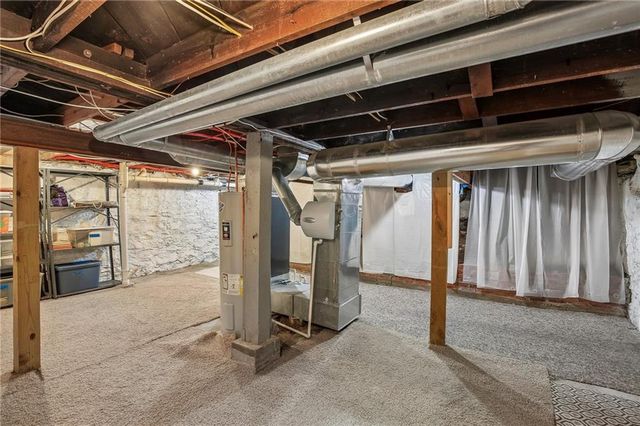 7944 Robinson Street, Overland Park, KS 66204