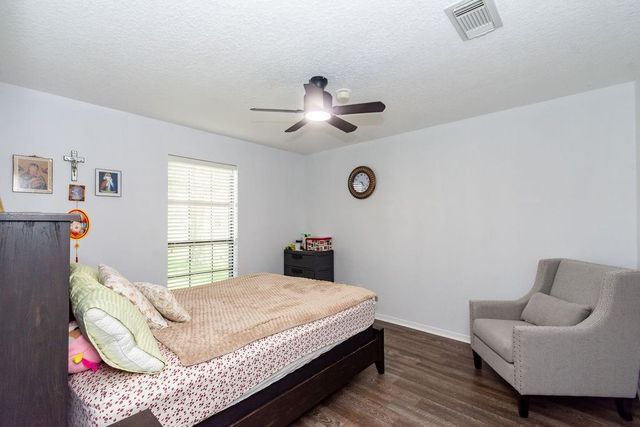315 County Road 893, Angleton, TX 77515