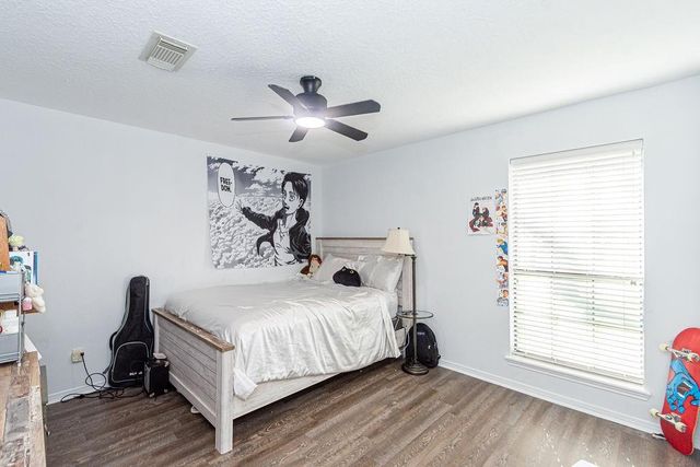 315 County Road 893, Angleton, TX 77515