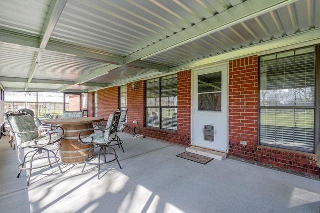 315 County Road 893, Angleton, TX 77515