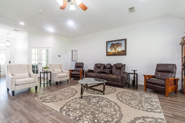 315 County Road 893, Angleton, TX 77515