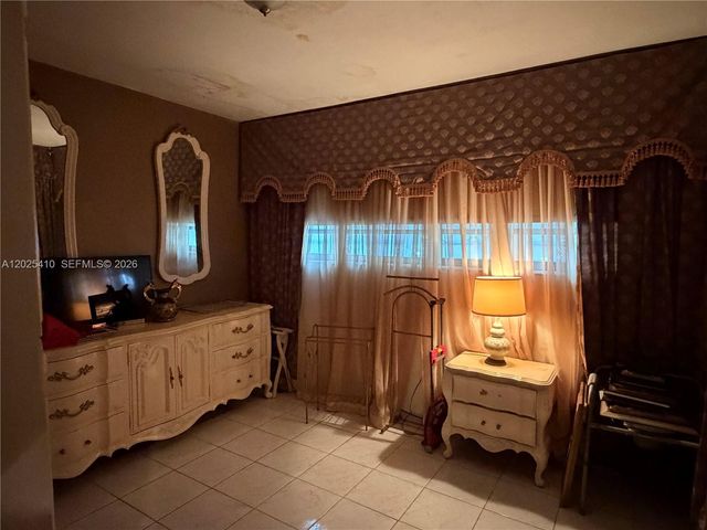 1535 NW 153rd St, Miami Gardens, FL 33054