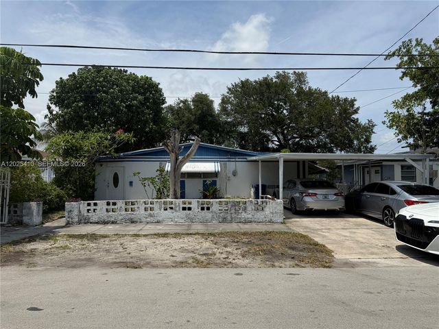 1535 NW 153rd St, Miami Gardens, FL 33054