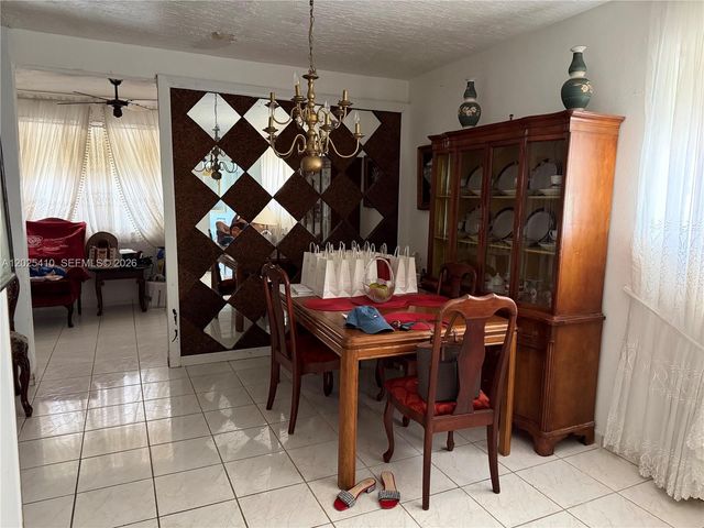 1535 NW 153rd St, Miami Gardens, FL 33054