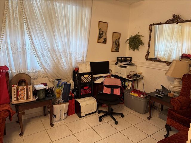 1535 NW 153rd St, Miami Gardens, FL 33054
