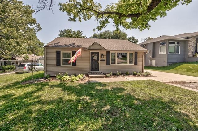 5531 REEDS Road, Mission, KS 66202