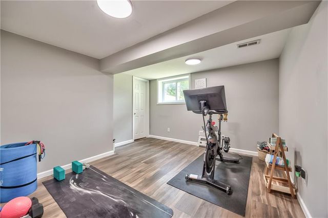 5531 REEDS Road, Mission, KS 66202