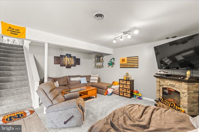 64 N GALA, Littlestown, PA 17340