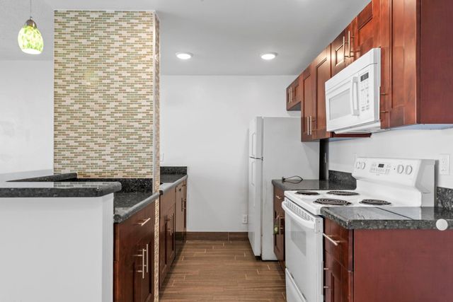 625 Antioch Avenue 104, Fort Lauderdale, FL 33304