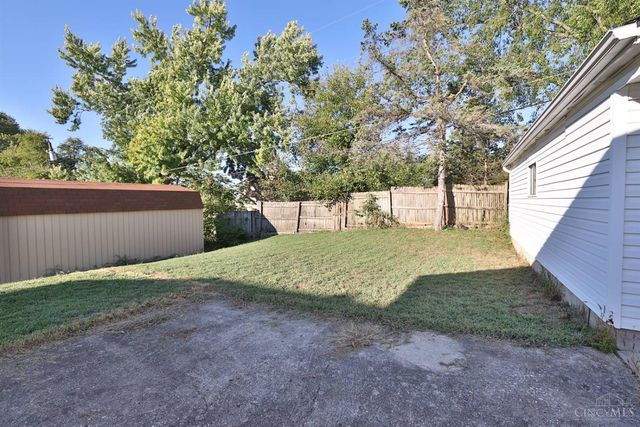 111 Moore Drive, Franklin, OH 45005