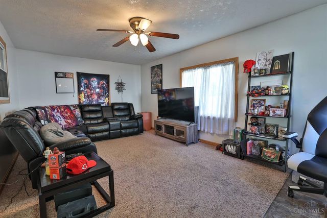 111 Moore Drive, Franklin, OH 45005