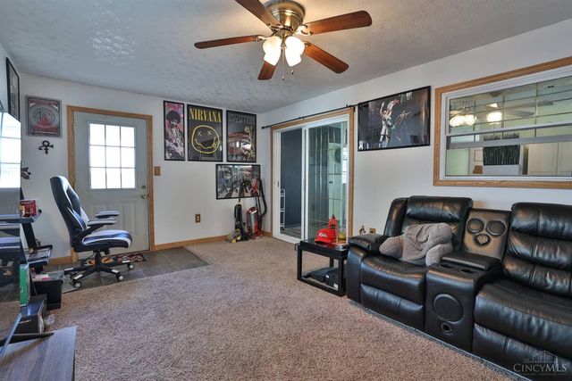 111 Moore Drive, Franklin, OH 45005