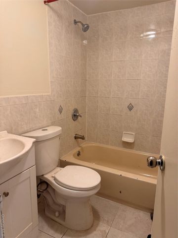 776 Lincoln Avenue, Brooklyn, NY 11208