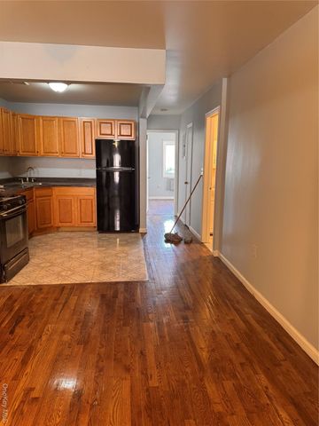 776 Lincoln Avenue, Brooklyn, NY 11208