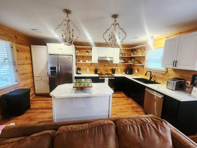 1195 & 1197 Gifford Tram Road, Malvern, AR 72104