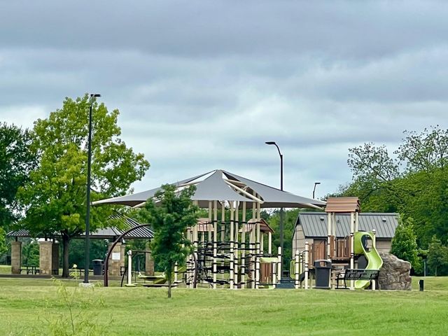 2400 Jupiter Road D2, Plano, TX 75074