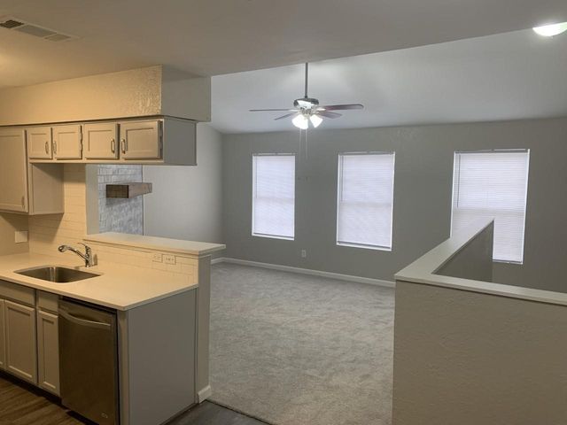 2400 Jupiter Road D2, Plano, TX 75074