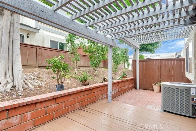 1740 Forum Way C, Corona, CA 92881