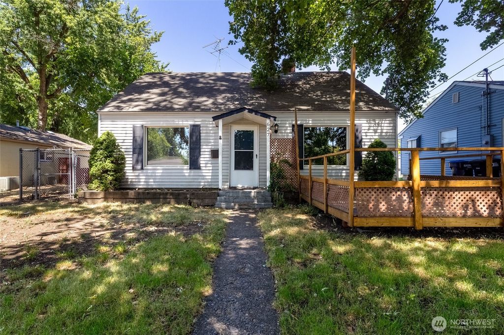 627 Juniper Street, Walla Walla, WA 99362