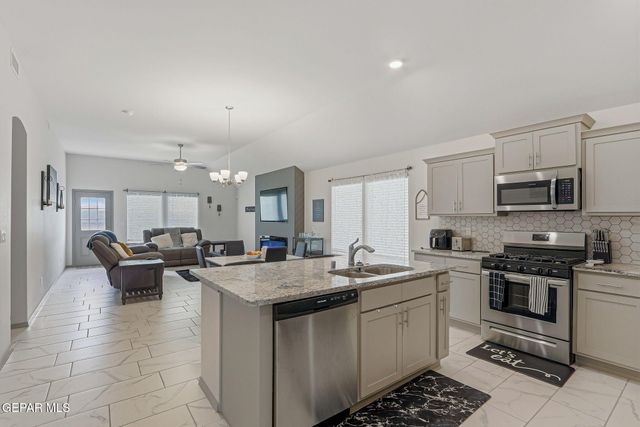 1169 Indigo Sky Street, El Paso, TX 79928