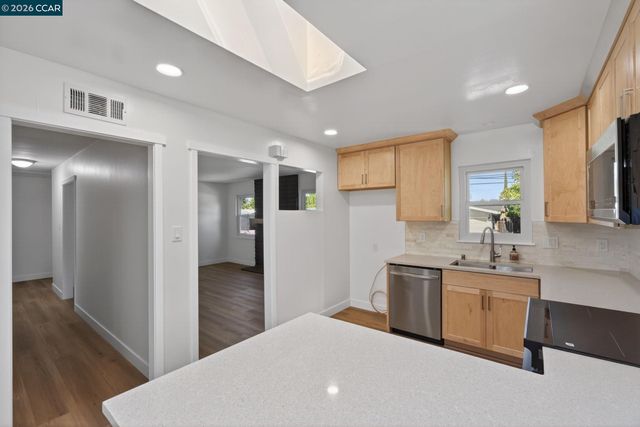 4352 Cheltenham Ct, Concord, CA 94521