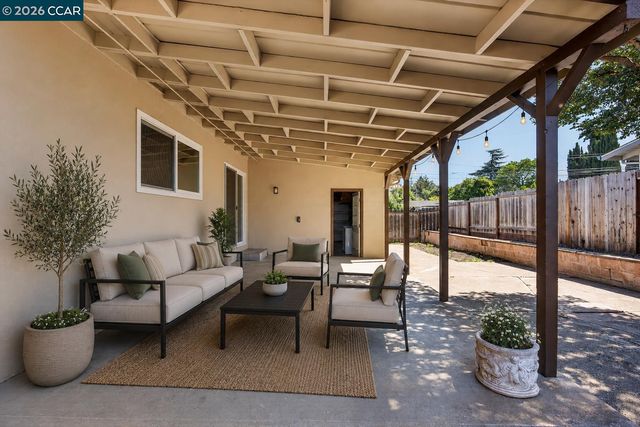 4352 Cheltenham Ct, Concord, CA 94521